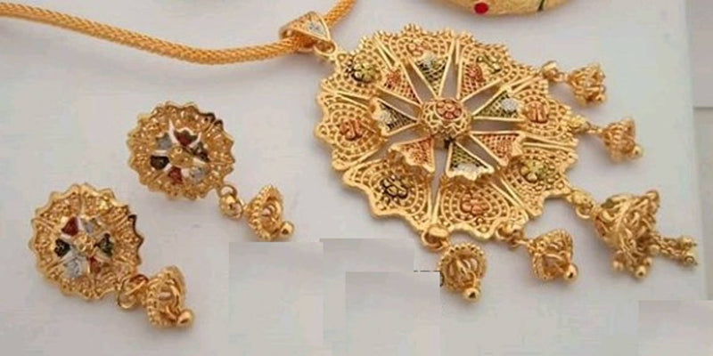 Trendy Gold Plated Pendent  Set with Earring